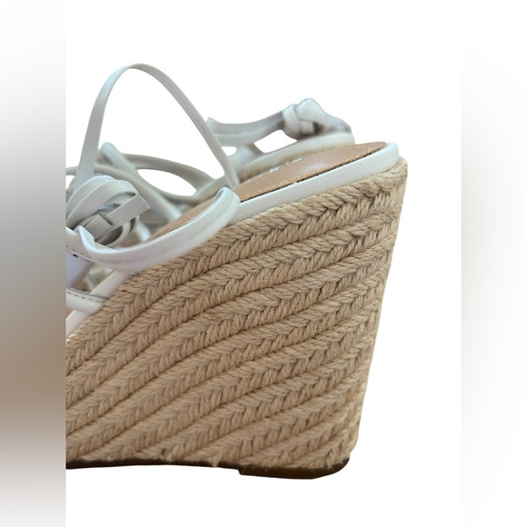 Nordstrom Lisa Vicky White Gladiator Sandals with Strappy Design - Picture 9 of 11